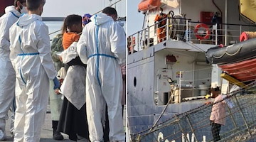 Salerno, la Sea Watch 5 sbarca 71 migranti: presenti alcuni sospetti casi di vaiolo
