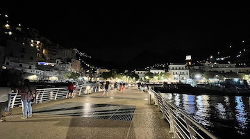 Stasera a Minori “Appassionatamente Napoli”: musica e racconti nel cuore della Costiera
