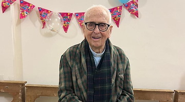 Tramonti, Don Francesco Amatruda compie 97 anni: festa grande a Figlino