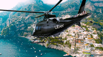 Uber debutta in Costiera Amalfitana con elicotteri e gozzi