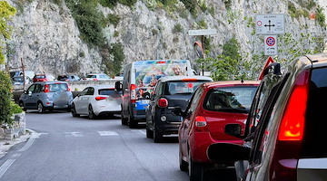 ZTL territoriale, FdI Costiera Amalfitana: «Solo promesse mancate e soldi spariti, la verità dietro anni di inazione»