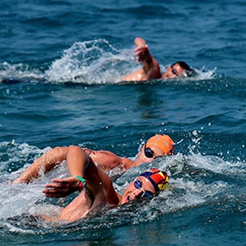 15-16 giugno torna la gara di nuoto in acque libere Cetara-Vietri. Domani la presentazione