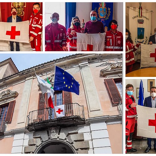 8 maggio, Giornata Internazionale Croce Rossa. In Costiera Amalfitana bandiere dai municipi [FOTO]