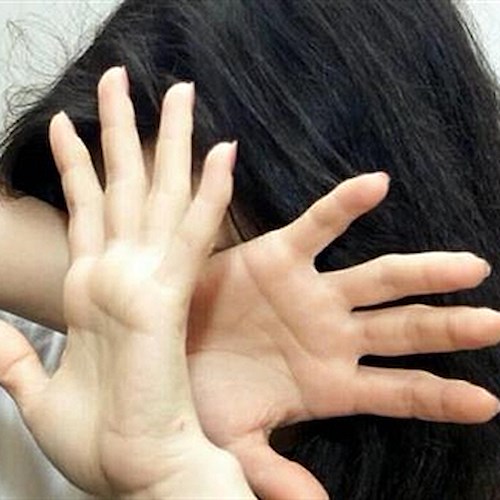 87enne di Tramonti accusato di tentata violenza sessuale su minore