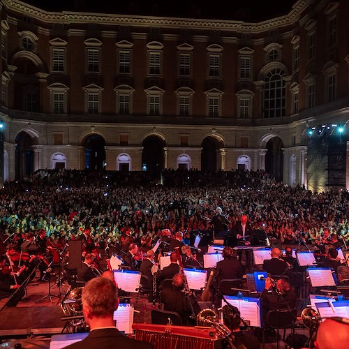 A Caserta “Un’estate da re” chiude con uno straordinario Claudio Baglioni e 14mila spettatori 