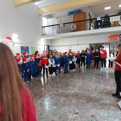 A Cetara i bambini celebrano il Natale con spirito di condivisione e solidarietà 