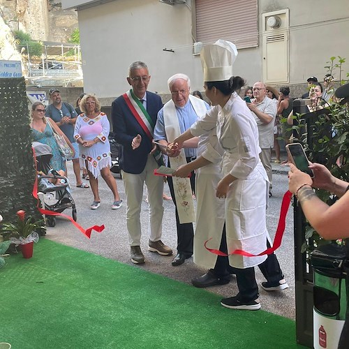 A Maiori apre l'Oasi di dolcezza di Mario e Giusy: laboratorio artigianale innovativo che strizza l'occhio alla tradizione