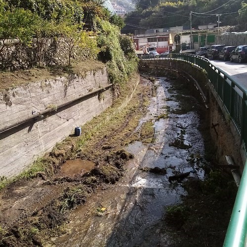 A Minori al via lavori di pulizia dell'alveo del torrente Sambuco
