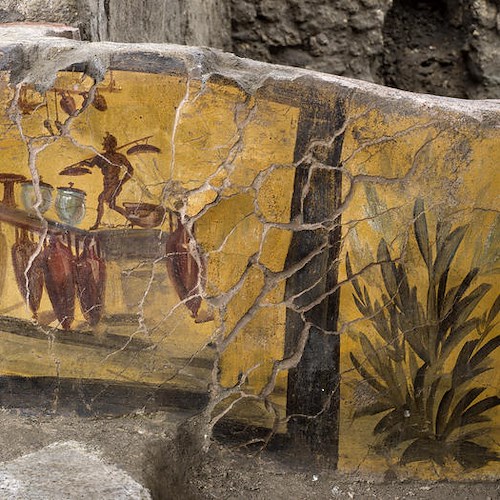 A Pompei riportata alla luce l'antica tavola calda della Regio V [FOTO]