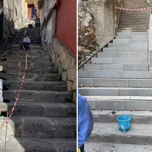 A Positano lavori di sistemazione delle scale in vista della stagione estiva
