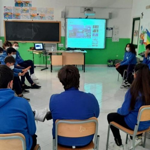 A Praiano e Positano gli studenti incontrano le psicoterapeute per il contrasto del bullismo e del cyberbullismo 