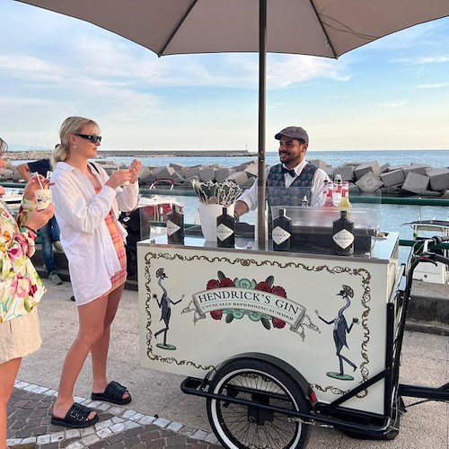 A Salerno e in Costiera Amalfitana arriva il “cazzimbocchio”, il nuovo “street cocktail” da gustare al cucchiaio 