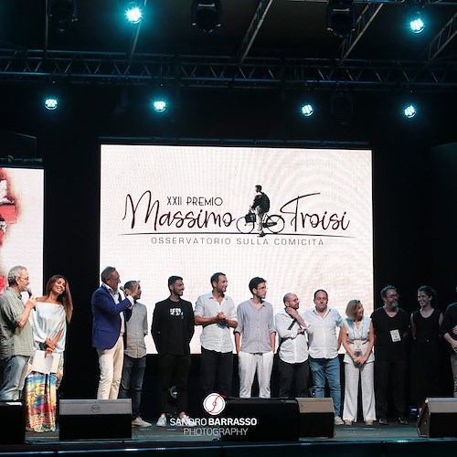 A San Giorgio a Cremano la XXIII edizione del Premio Massimo Troisi, diretta da Gino Rivieccio