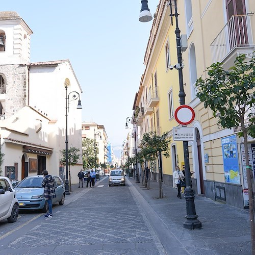 A Sorrento limitazioni al traffico per lavori sulla rete elettrica e sulla fibra ottica /VIE e ORARI