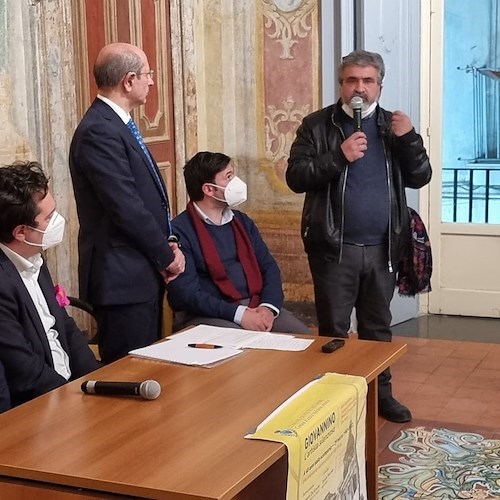 A Vietri sul Mare una piazza intitolata al ceramista Giovannino Carrano a quarant’anni dalla morte