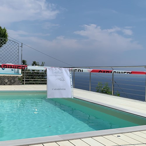 Abusivismo in Costiera Amalfitana: sequestrate due piscine, lavori in abergo senza autorizzazione. 11 denunce [FOTO]