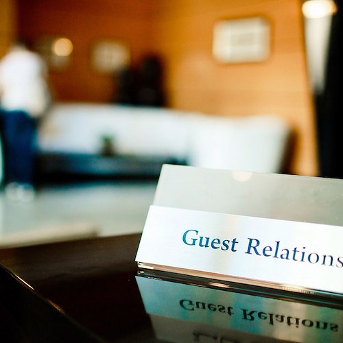 Accoglienza alberghiera, a Minori un corso di formazione sul ruolo delle Guest Relations