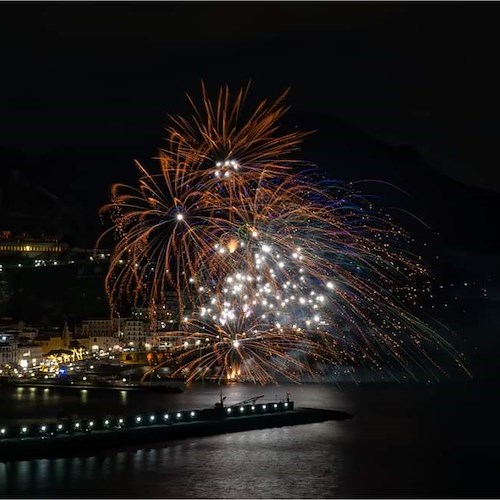 Ad Amalfi la festa di Sant’Andrea fa da preludio al Natale /VIDEO