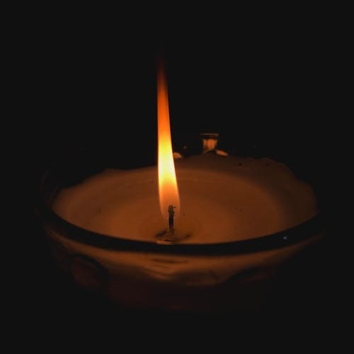 Ad Atrani si è spento l'imprenditore Giovanni Apicella, oggi i funerali 