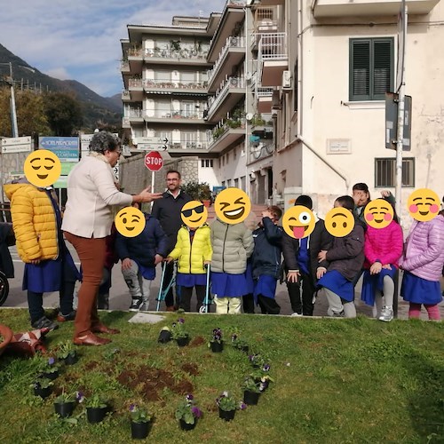 "Adotta un'aiuola", a Minori iniziativa per la sensibilizzazione sul compostaggio e la tutela dell'ambiente