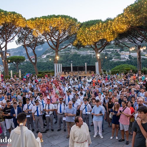 Al via la rassegna “RavelloMusic”: otto appuntamenti in piazza Duomo, atteso Sebastiano Somma