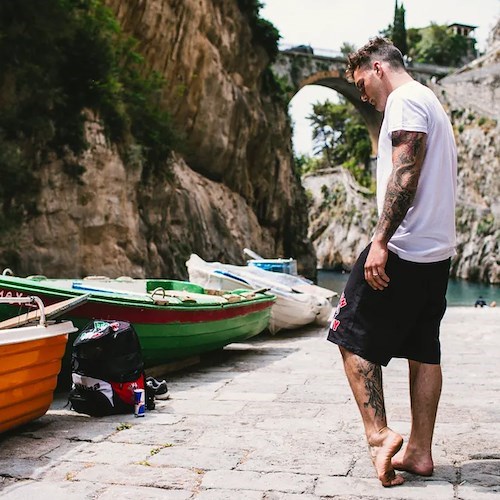 Alessandro De Rose bronzo agli Europei di Roma. Nel 2017 si tuffò dal Fiordo di Furore [FOTO e VIDEO]