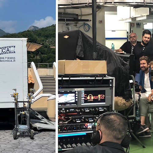 Alessandro Siani in Costiera Amalfitana per girare scene di “Tramite Amicizia”: ciak al laboratorio di Sal De Riso