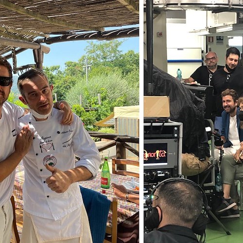 Alessandro Siani in Costiera Amalfitana per girare scene di “Tramite Amicizia”: ciak al laboratorio di Sal De Riso