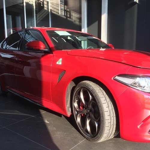 Alfa Romeo Giulia Quadrifoglio domani la prima consegna con un evento di gusto