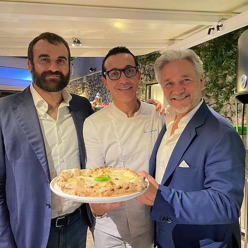 All’Anantara Convento di Amalfi la tradizione è di casa: la maestria di Gino Sorbillo e i prodotti a km0 nelle pizze de “La Locanda della Canonica” /FOTO e VIDEO