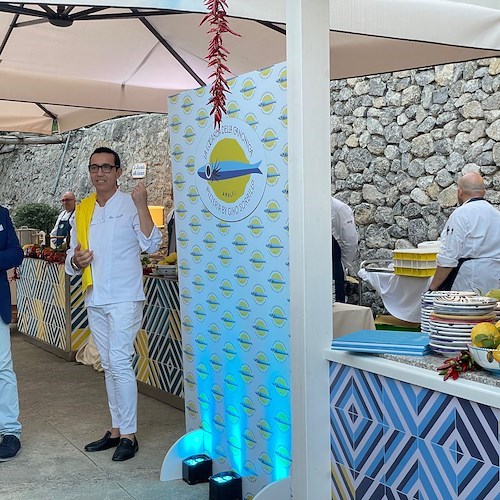 All’Anantara Convento di Amalfi la tradizione è di casa: la maestria di Gino Sorbillo e i prodotti a km0 nelle pizze de “La Locanda della Canonica” /FOTO e VIDEO