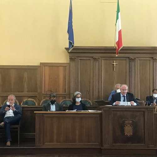 Alla Provincia di Salerno approvati bilancio previsione e fabbisogno personale, Strianese: «Assumeremo 14 unità»