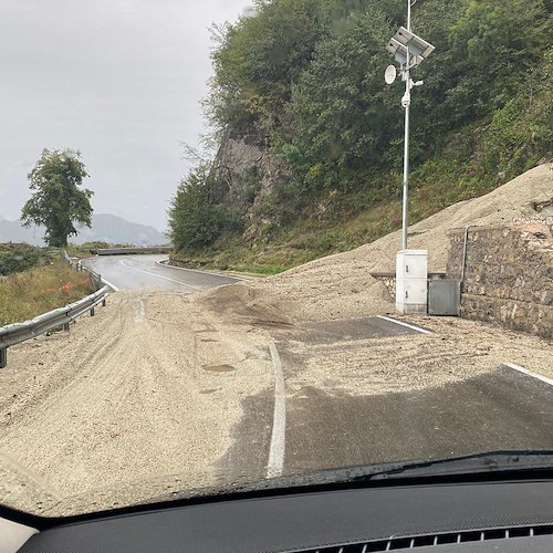 Allerta meteo gialla prorogata fino a domenica: in Costa d’Amalfi rischio idrogeologico persiste anche in assenza di precipitazioni