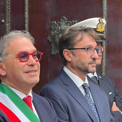 Alluvione in Toscana. Solidarietà da Minori: La squadra della Millennium in soccorso alle zone alluvionate di Campi Bisenzio