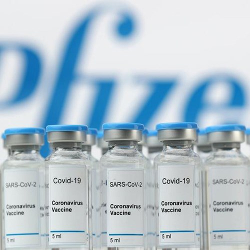 Altre dosi Pfizer per l'Italia: tiene la campagna vaccinale