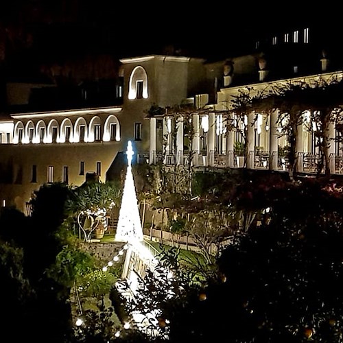 Amalfi, all'Hotel Convento arriva Babbo Natale...