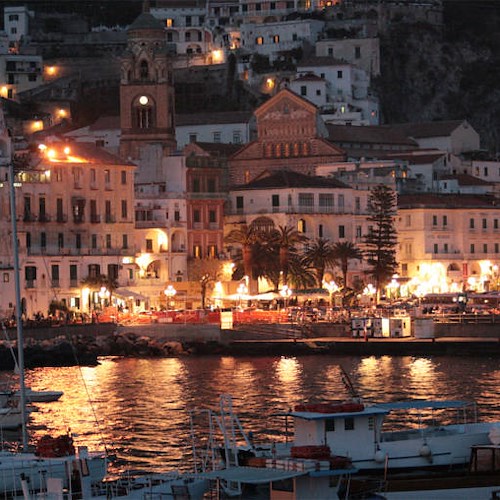 Amalfi, bando da 6,5 milioni per riqualificazione impianto illuminazione pubblica al centro