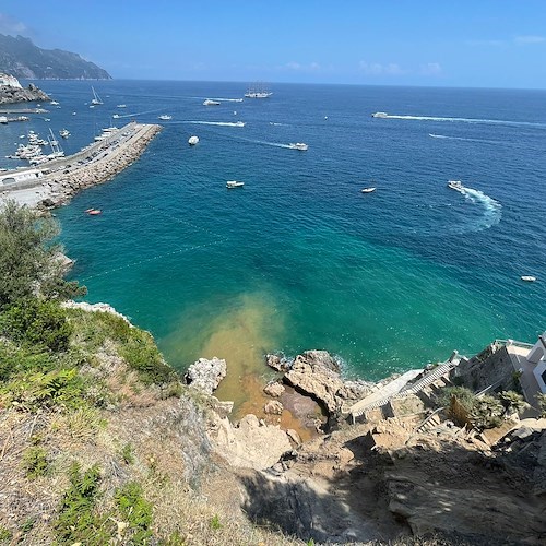 Amalfi, c’è la mano dell’uomo nel crollo avvenuto a ridosso di una villetta?