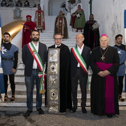 Amalfi, Capodanno Bizantino: Magister Giulivo dedica riconoscimento a Protezione Civile