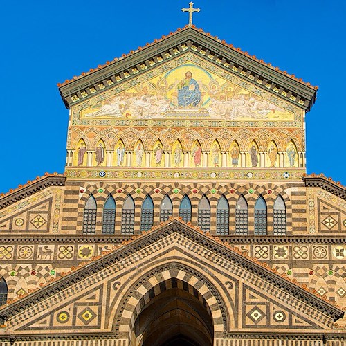 Amalfi celebra il 177esimo anniversario del ritrovamento delle reliquie di Sant'Andrea