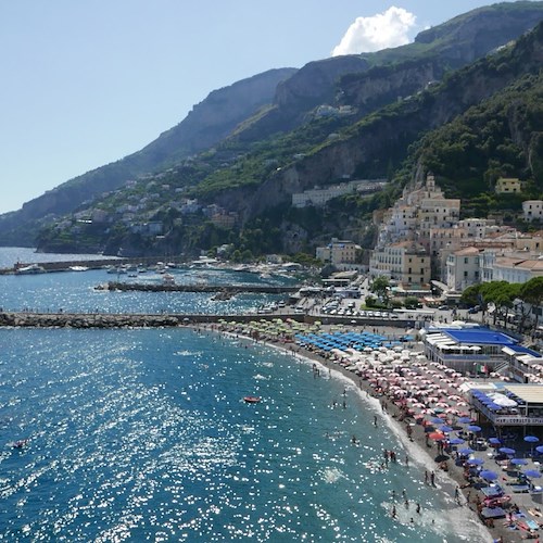 Amalfi, Consiglio di Stato ordina demolizione di due stabilimenti balneari