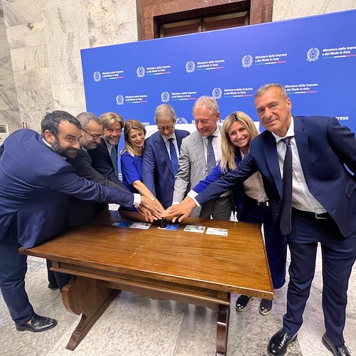 Amalfi e le Repubbliche Marinare nei nuovi francobolli dedicati all’Italia del Mare