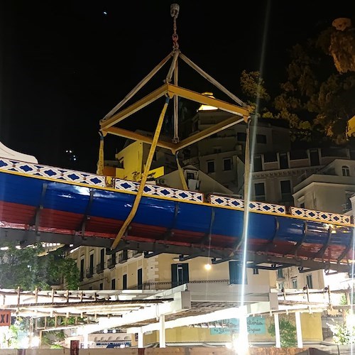 Amalfi, il Galeone «Vittoria» torna a casa dopo il restauro. Giovedì 26 la presentazione della Regata con Pippo Pelo