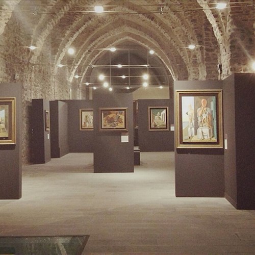 Amalfi, inaugurata agli Arsenali la mostra di Giorgio de Chirico