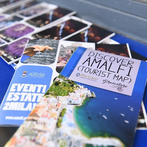 Amalfi, inaugurato nuovo punto di informazione e accoglienza turistica multilingue 