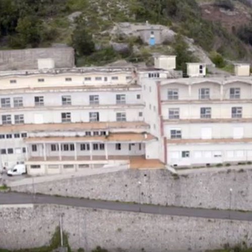 Amalfi, l'ospedale mai inaugurato a Pogerola: Report ritorna sull'eterna incompiuta [VIDEO]