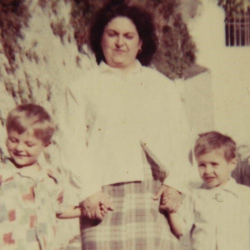 Angela Buonocore con i figli