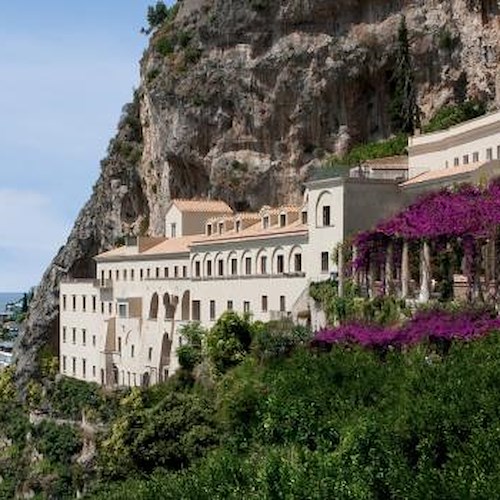 Amalfi, proseguono selezioni al Grand Hotel Convento: si cercano 6 figure professionali 