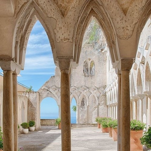 Amalfi, proseguono selezioni al Grand Hotel Convento: si cercano 6 figure professionali 
