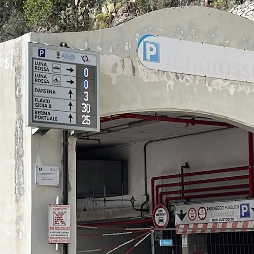 Amalfi, pubblicato il bando per i lavori di adeguamento degli impianti del garage Luna Rossa